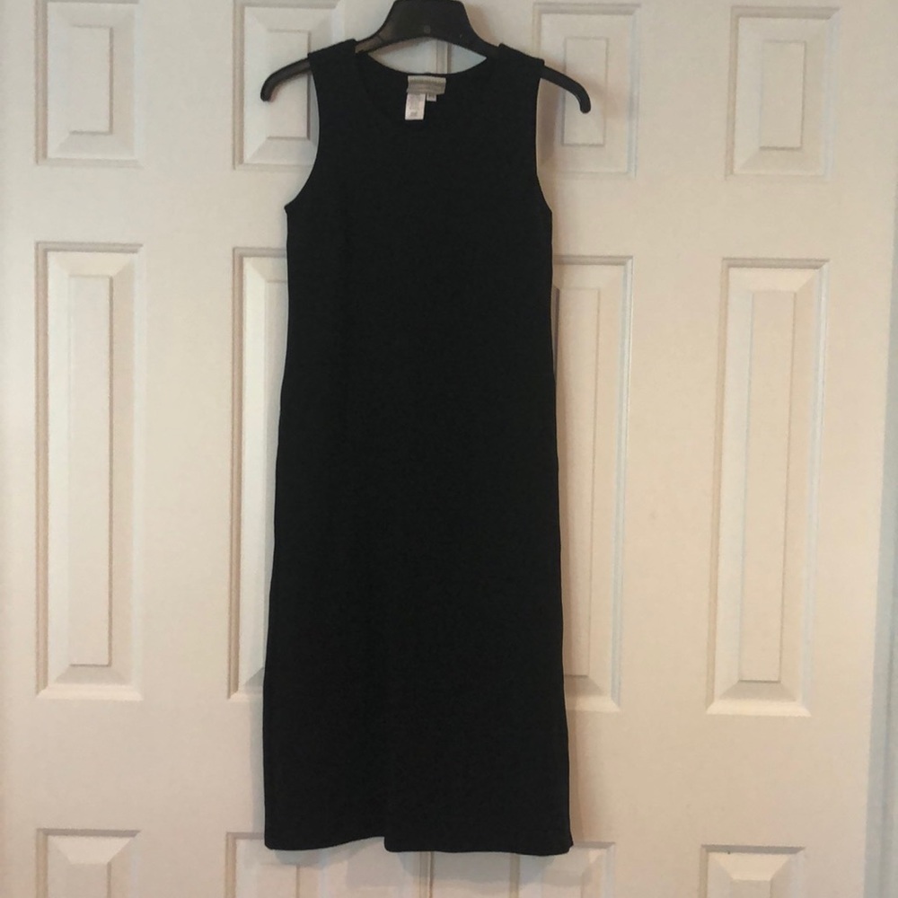 Black fitted midi